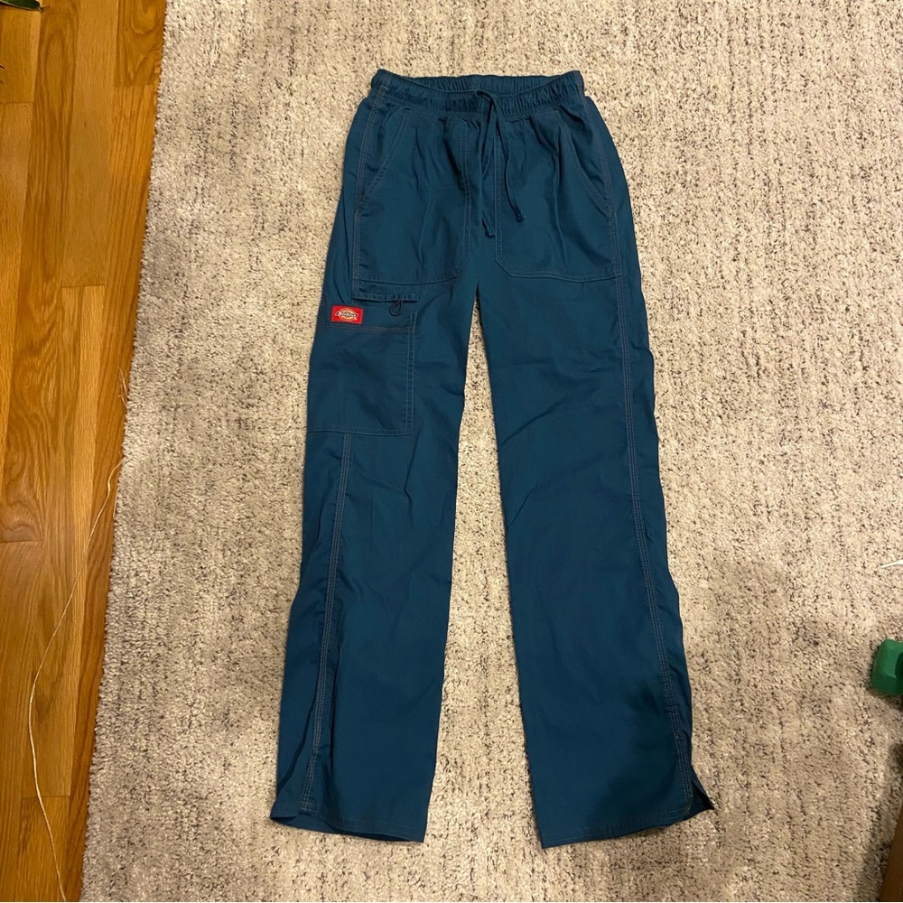 Dickies Scrub Pants in Caribbean Blue